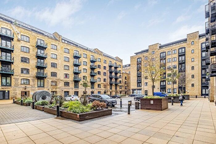 1 Bedroom Flat To Rent In Cayenne Court, London, SE1