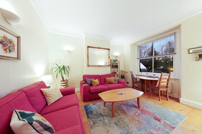 2 Bedroom Flat To Rent In St. John's Wood High Street, St John's Wood, NW8