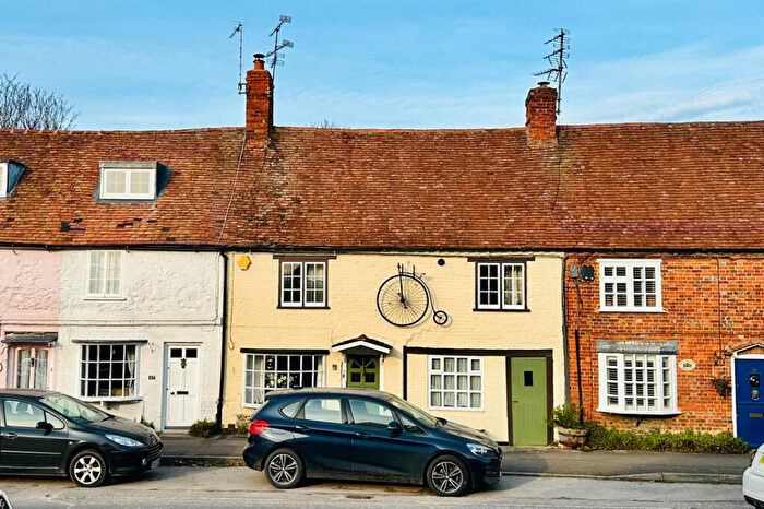 3 Bedroom Terraced House For Sale In The Street, Crowmarsh Gifford, OX10