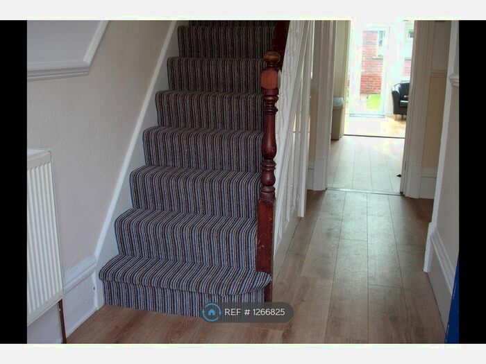 5 Bedroom Terraced House To Rent In Sheffield Road, Portsmouth PO1
