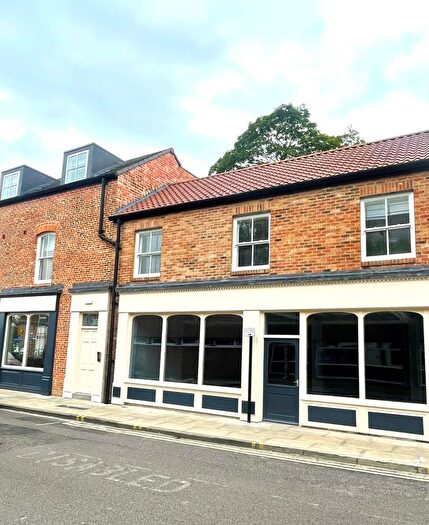 2 Bedroom Flat To Rent In Thistle Green, Stockton-On-Tees, TS18