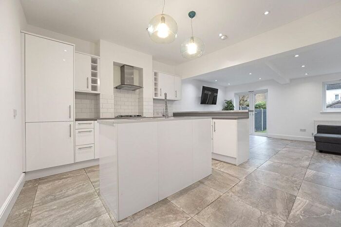 3 Bedroom Semi Detached House For Sale In Montpelier Road, Sutton, SM1