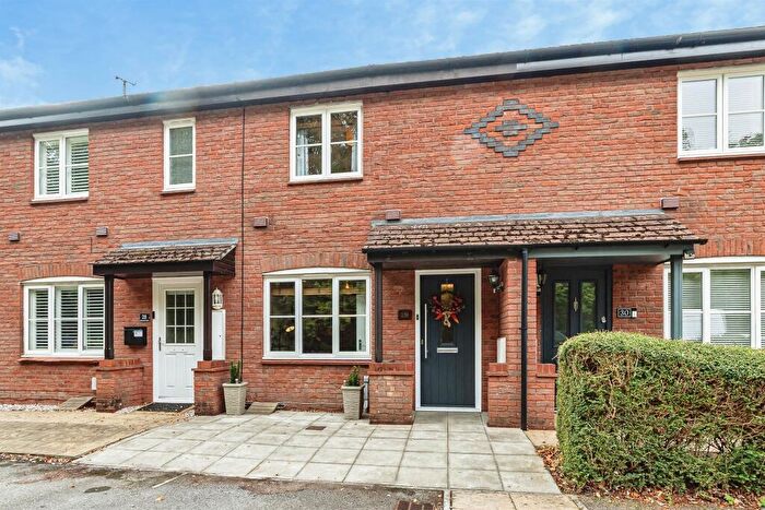 2 Bedroom Terraced House For Sale In Breadels Field, Beggarwood, Basingstoke, RG22