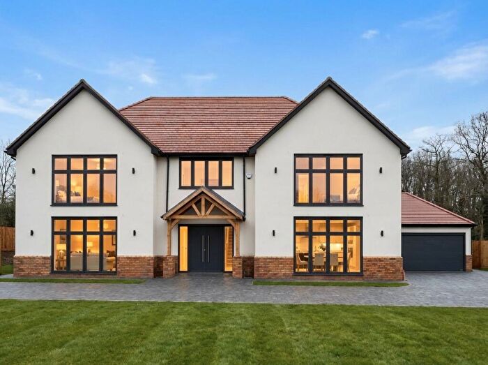 5 Bedroom Detached House For Sale In The Sherwood, Doddinghurst, Brentwood, CM15