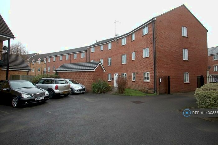 2 Bedroom Flat To Rent In Montreal Avenue, Bristol, BS7