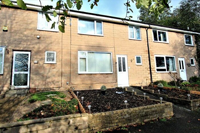 3 Bedroom Terraced House For Sale In Black Rocks Avenue, Matlock, DE4