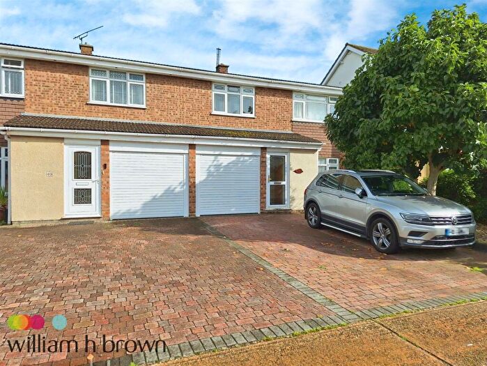 4 Bedroom Terraced House To Rent In Victoria Avenue, Grays, RM16