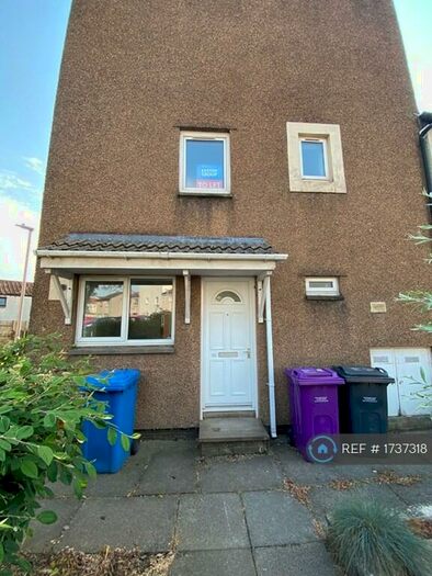3 Bedroom End Of Terrace House To Rent In Campsie Avenue, Bourtreehill South, Irvine, KA11