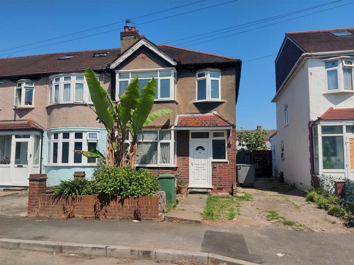 3 Bedroom Semi-Detached House To Rent In Laings Avenue, Mitcham, CR4