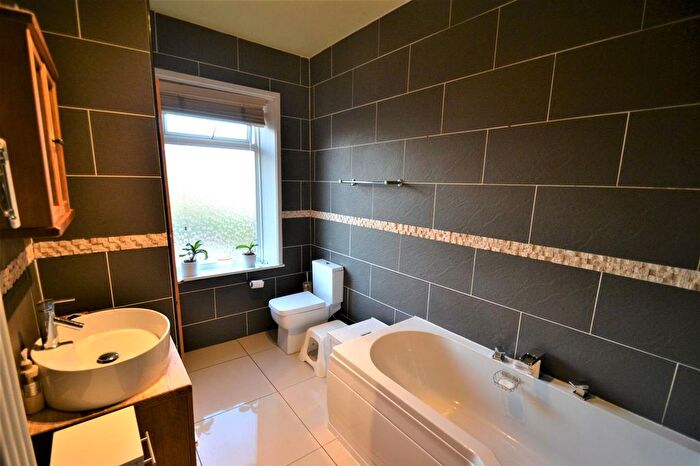 2 Bedroom End Of Terrace House To Rent In Morley Street, Atherton, M46