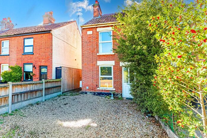 2 Bedroom End Of Terrace House For Sale In Norwich Road, Dereham, NR20