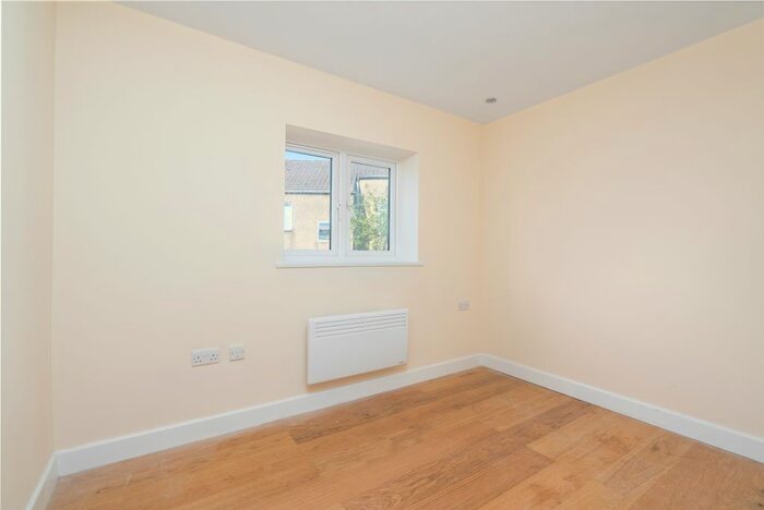 1 Bedroom Flat To Rent In High Rd Leytonstone, London, E11