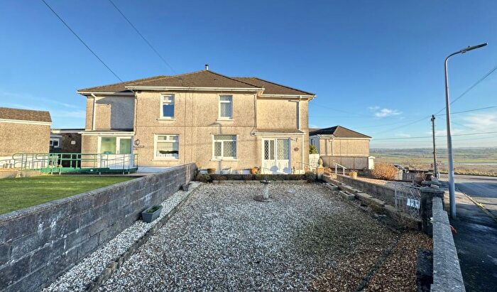 3 Bedroom Semi-Detached House For Sale In Talyclun, Llangennech, Llanelli, Carmarthenshire, SA14