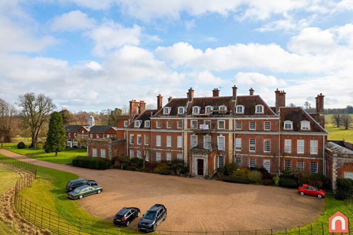 2 Bedroom Flat For Sale In Waldershare, Waldershare House, CT15