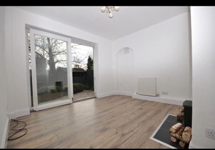 2 Bedroom Semi Detached House To Rent In Spring Grove, Godalming, GU7