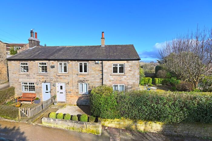 3 Bedroom Cottage For Sale In Rigton Hill, North Rigton, Leeds, LS17