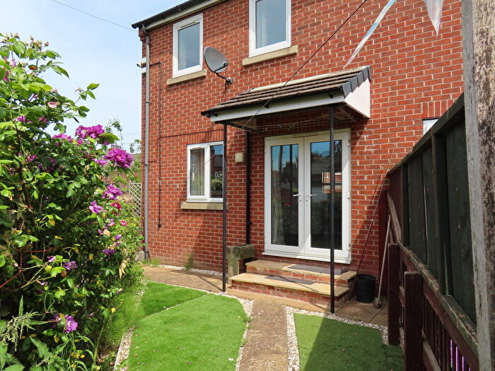 3 Bedroom Semi-Detached House For Sale In Marshfield Road, Goole, DN14