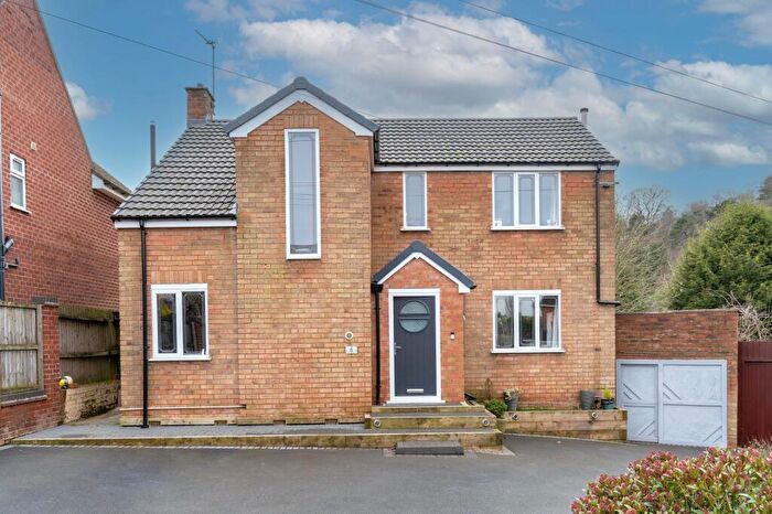 3 Bedroom Detached House For Sale In Cofton Lake Road, Cofton Hackett, B45