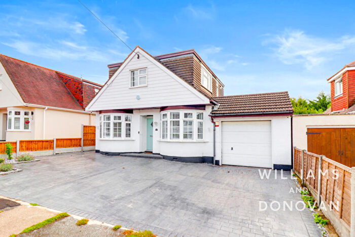 4 Bedroom Detached House For Sale In Thundersley Church Road, Benfleet, SS7