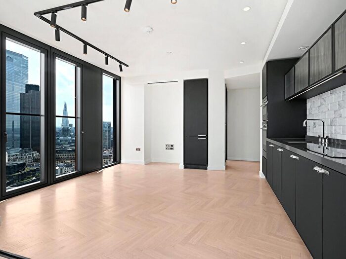 2 Bedroom Apartment To Rent In Sun Street, London, EC2A