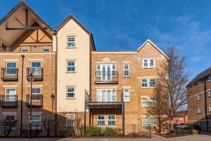 2 Bedroom Flat To Rent In Elizabeth Jennings Way, Oxford, OX2