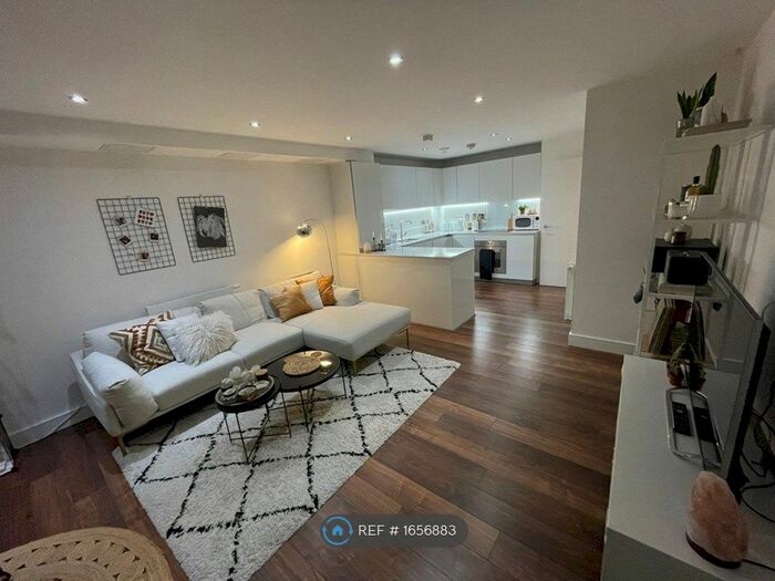 1 Bedroom Flat To Rent In Queens Road, London, SE15