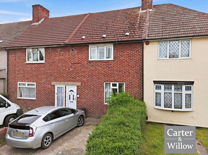 2 Bedroom Terraced House For Sale In Becontree Avenue, Dagenham, RM8