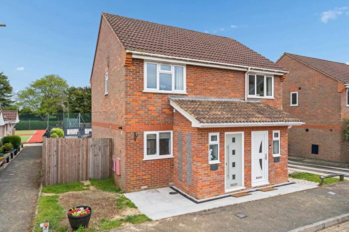 2 Bedroom Semi Detached House For Sale In Pavilion Way, Amersham, HP6