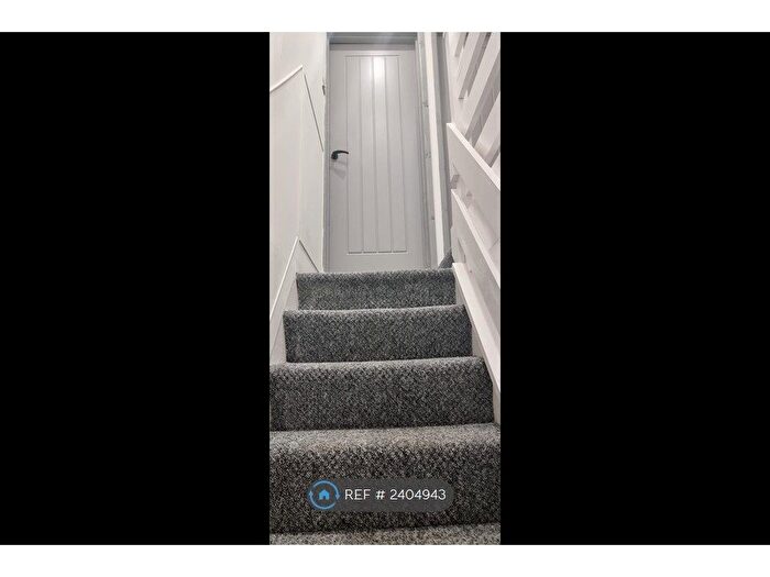 4 Bedroom Terraced House To Rent In Harwich Road, Colchester, CO4