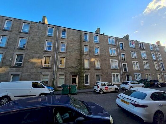 1 Bedroom Flat To Rent In Lorimer Street, Dundee, DD3