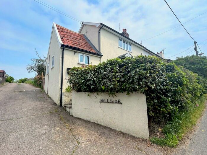 2 Bedroom Cottage To Rent In High Street, Coddenham, Ipswich, IP6