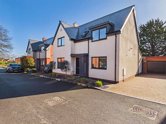 4 Bedroom Detached House For Sale In Spring Meadow Rise, Hempsted, Gloucester, GL2