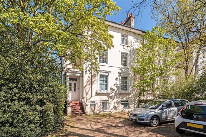 2 Bedroom Flat To Rent In Shooters Hill Road, Blackheath, SE3