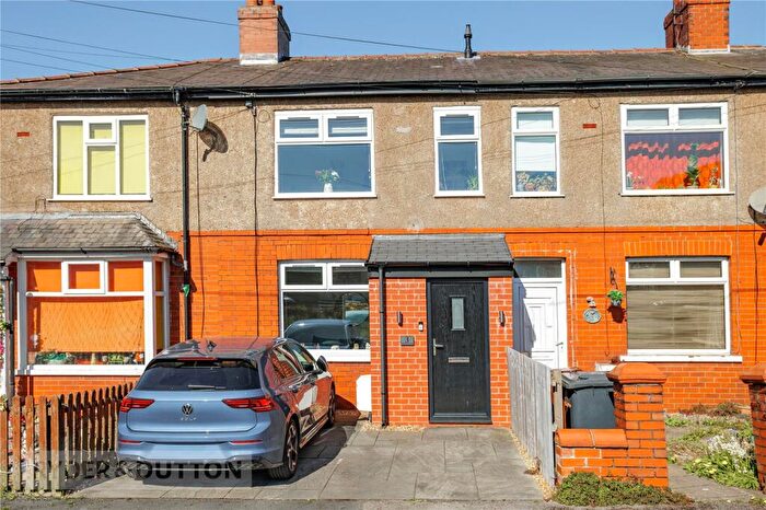 3 Bedroom Terraced House For Sale In Pyegrove Road, Glossop, Derbyshire, SK13