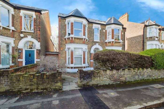 1 Bedroom Flat To Rent In Capel Road, E7