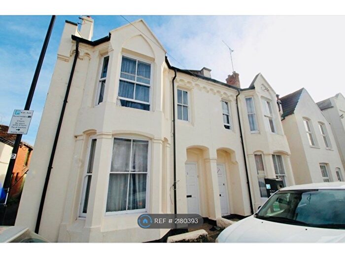 7 Bedroom Semi-Detached House To Rent In Oxford Street, Leamington Spa, CV32