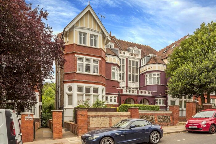 Studio To Rent In Frognal, Hampstead, London, NW3