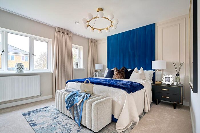 3 Bedroom Detached House For Sale In Kings Ride, Ascot, Berkshire, SL5