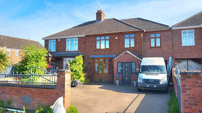 4 Bedroom Terraced House For Sale In Whittlesey Road, Peterborough, PE2