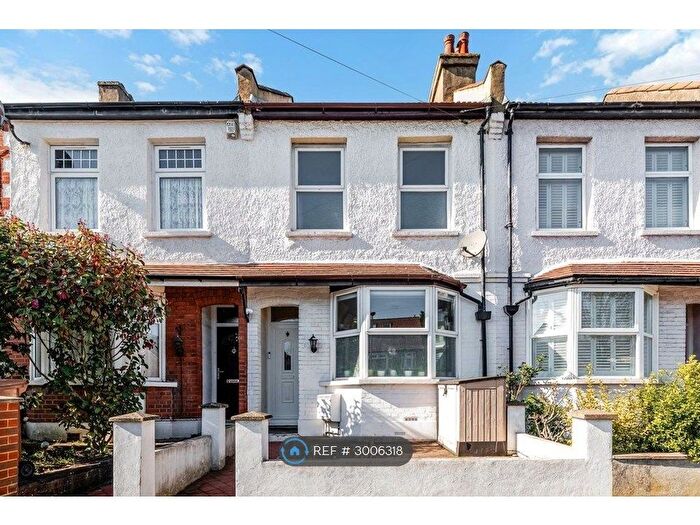2 Bedroom Terraced House To Rent In Benhill Road, Sutton, SM1