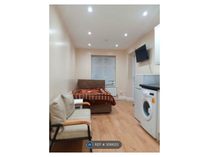 Studio To Rent In Ditton Road, Datchet, Slough, SL3
