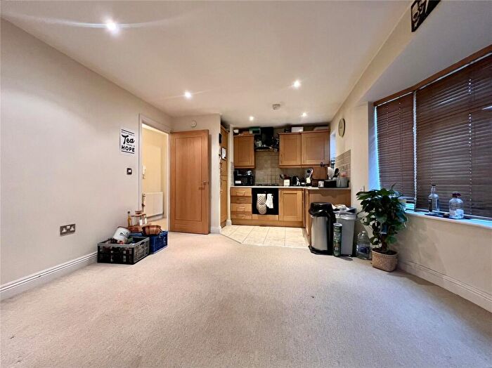 2 Bedroom Apartment To Rent In Ardmore Road, Lower Parkstone, Poole, Dorset, BH14