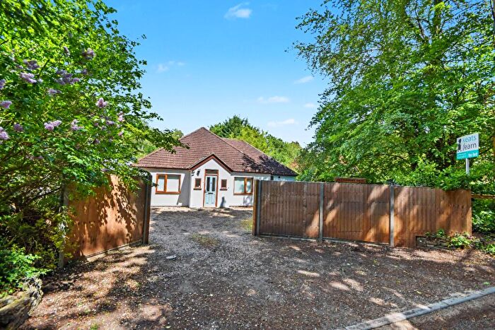 5 Bedroom Chalet To Rent In Pitch Place, Thursley, Farnham, GU8