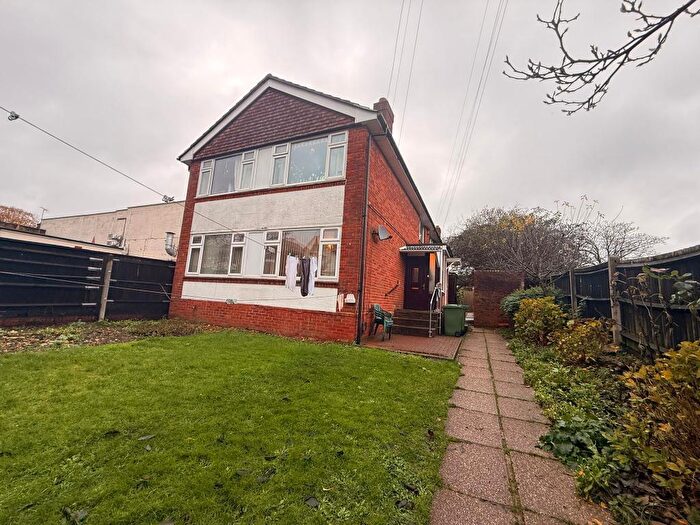 2 Bedroom Flat To Rent In Westridge Road, Southampton, SO17