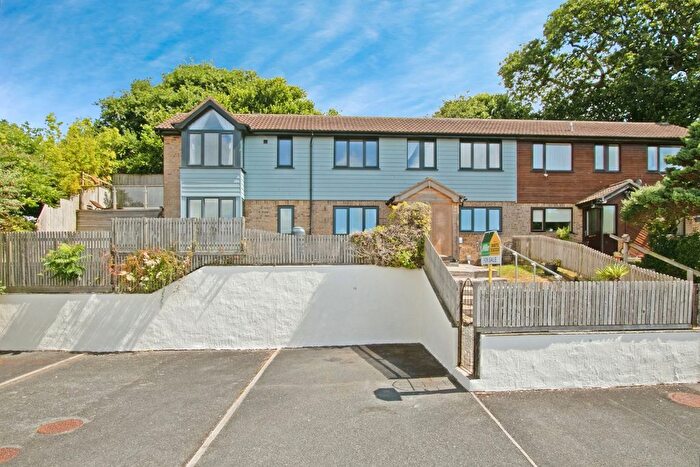 3 Bedroom Property To Rent In Truro, TR1