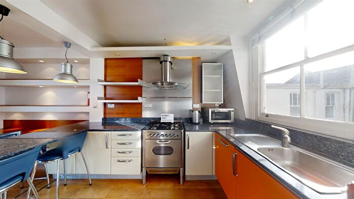 2 Bedroom Flat To Rent In University Mansions, Lower Richmond Road, Putney, SW15