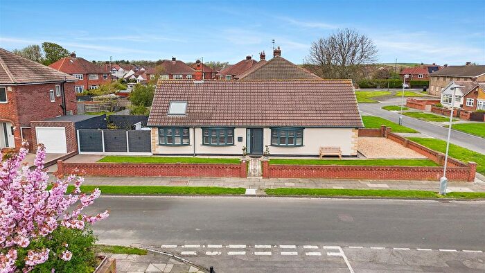 3 Bedroom Detached Bungalow For Sale In Castleton Road, Seaton Carew, TS25