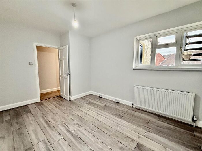 2 Bedroom Flat To Rent In A South Road, Haywards Heath, West Sussex, RH16
