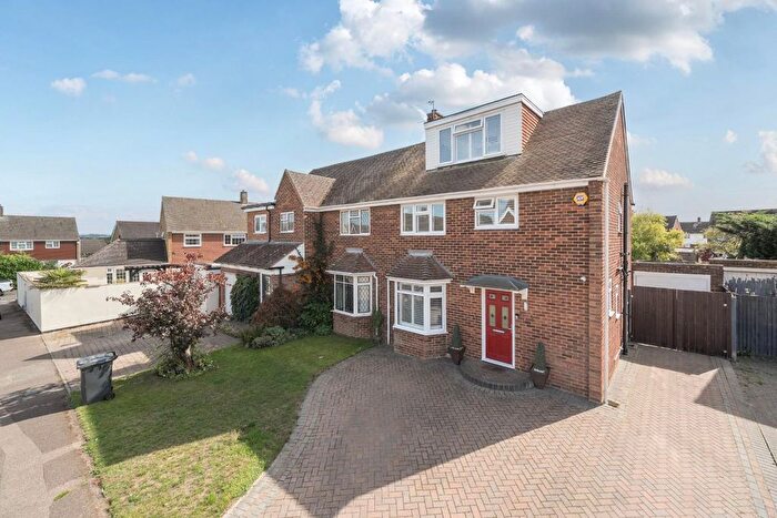 4 Bedroom Semi Detached House For Sale In Larch Close, Larkfield, Aylesford, ME20