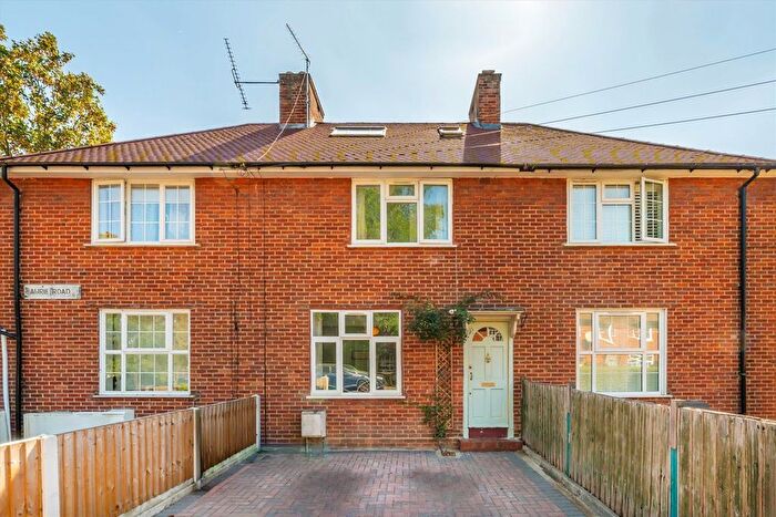 3 Bedroom Detached House For Sale In Laurie Road, Hanwell, W7